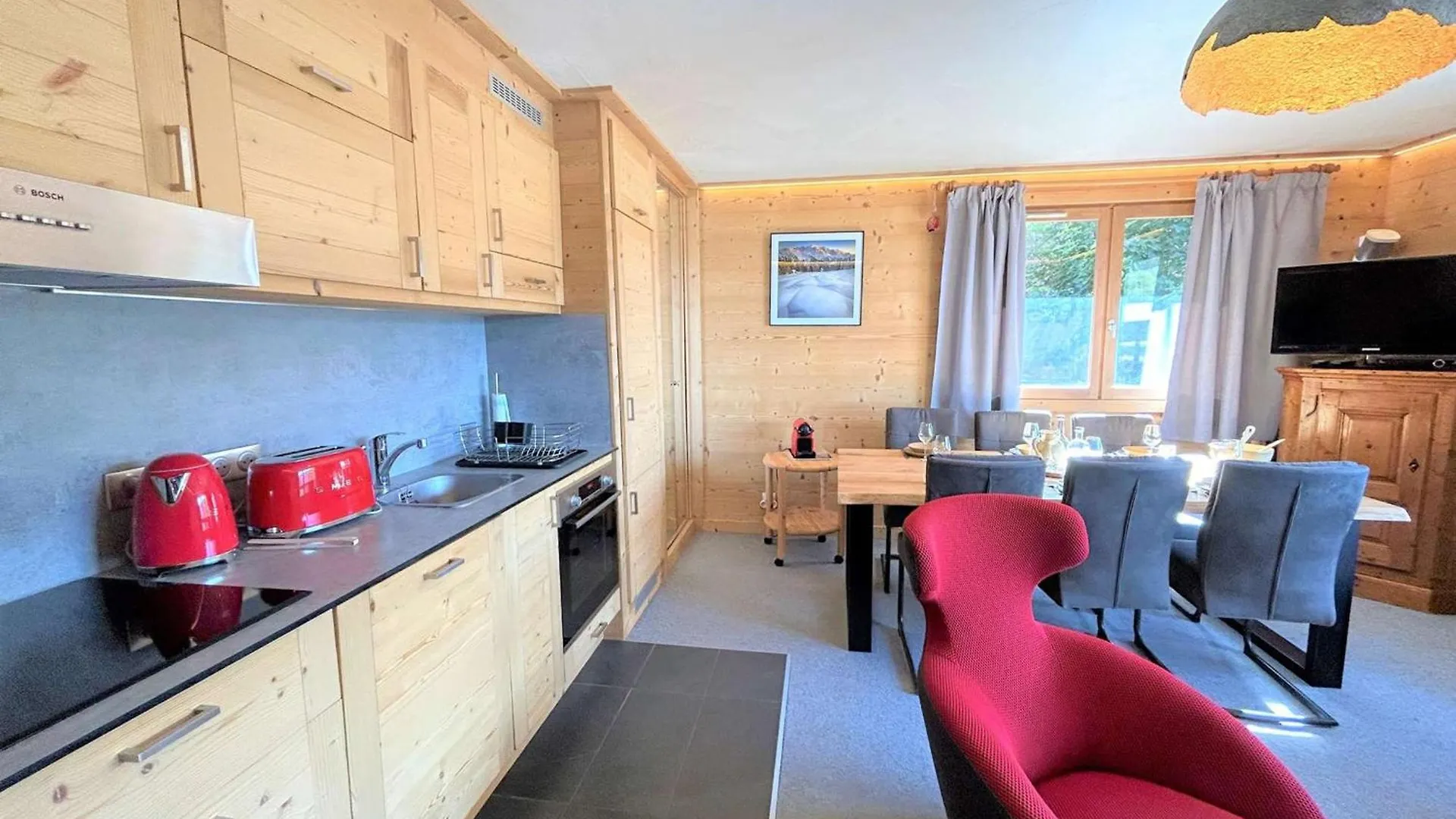 Appartement Familial 4 Pieces, Ski-In/Ski-Out, 8 Pers, Meribel - Fr-1-180-596联系方式